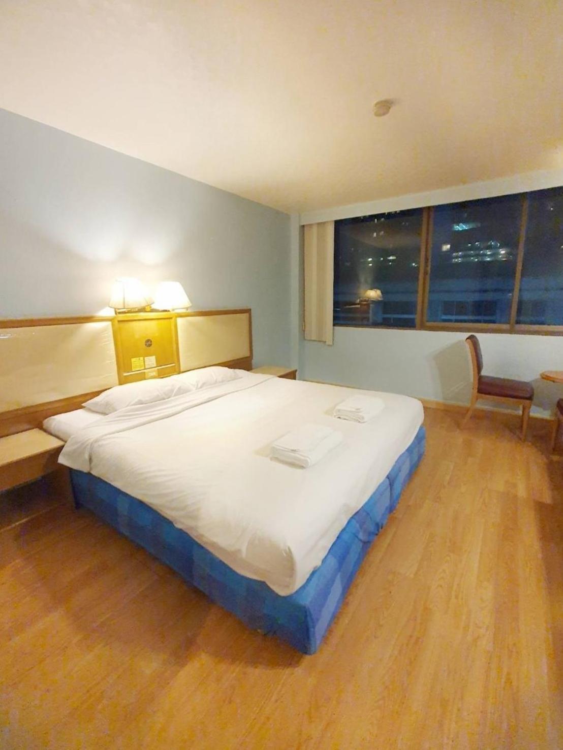 Wish Inn Chidlom V วิช อินน์ ชิดลม 2 Банкок Екстериор снимка